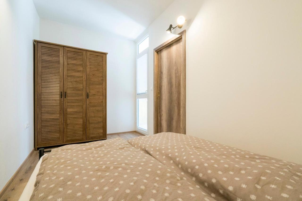 Stylish Centrally Located 1Br Apartment With Parking Bratislava Dış mekan fotoğraf